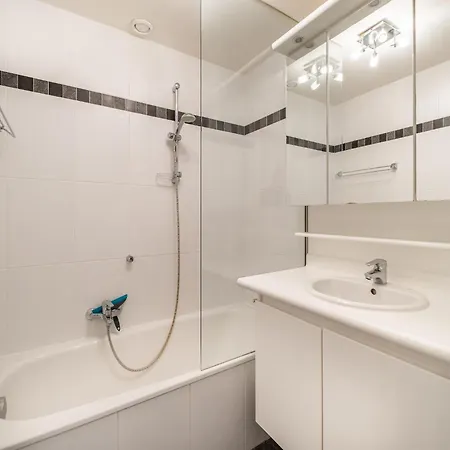 Les Petrels In With Balcony, Cleaning Included Apartment *