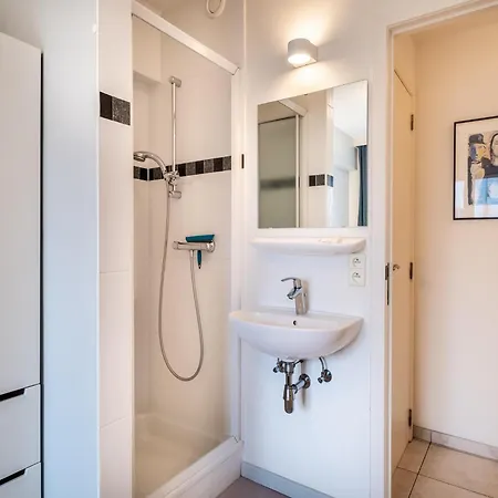 Apartment Les Petrels In With Balcony, Cleaning Included