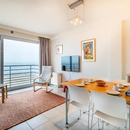 Les Petrels In With Balcony, Cleaning Included Apartment *